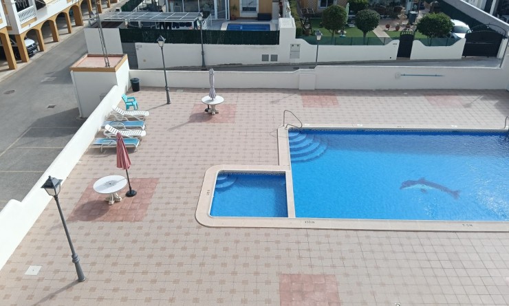 Wederverkoop - Apartment / flat - Los Montesinos - Urbanizacion montesol