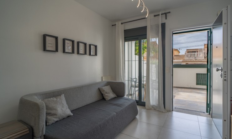 Wederverkoop - Apartment / flat - Pilar de la Horadada - Mil Palmeras