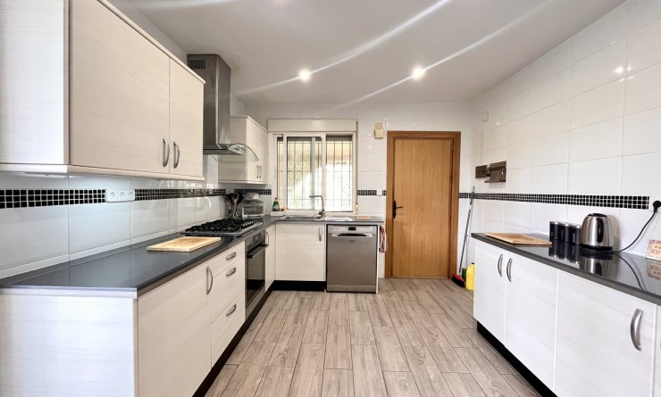 Sale - Villa - Pinar de Campoverde