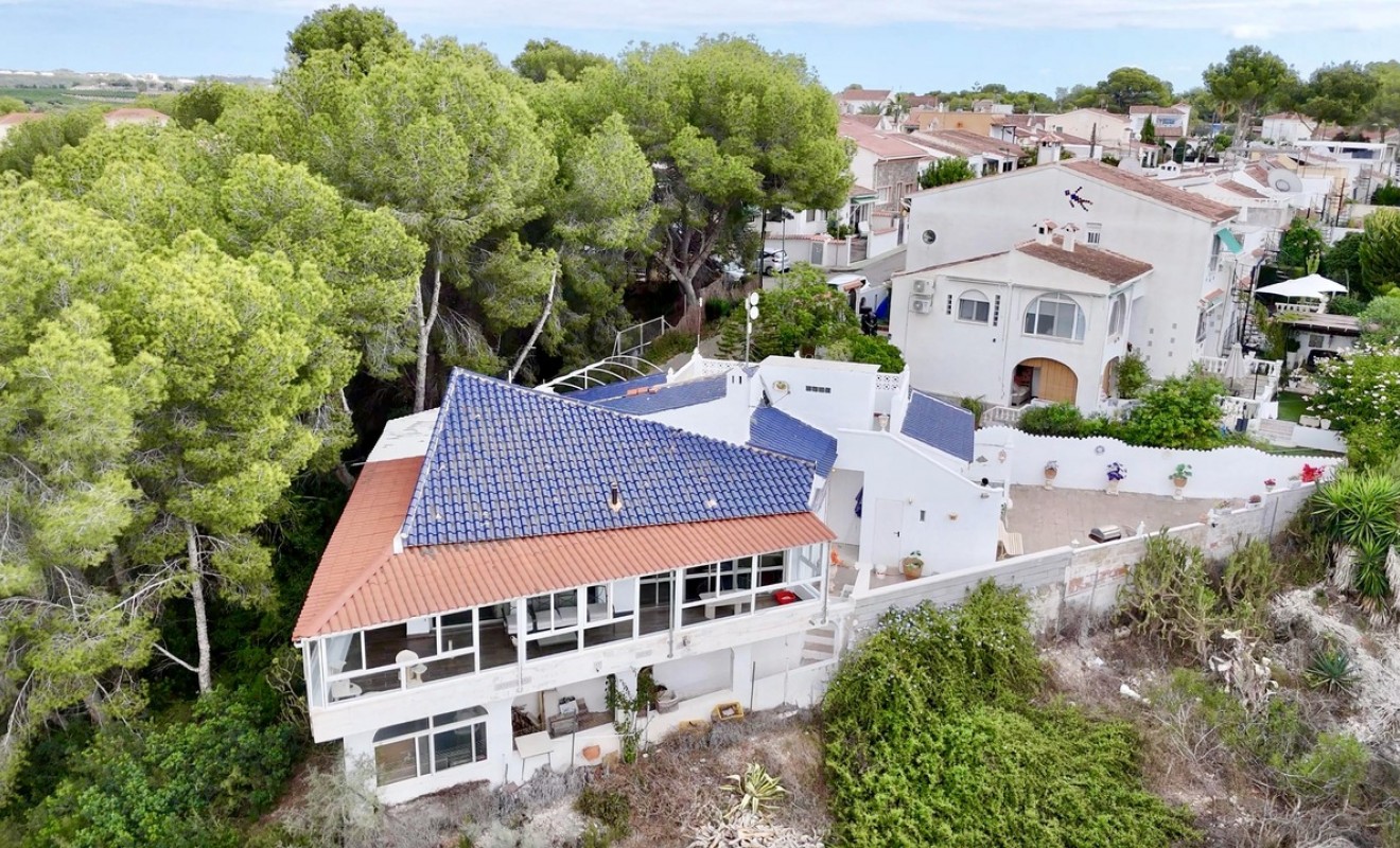 Sale - Villa - Pinar de Campoverde