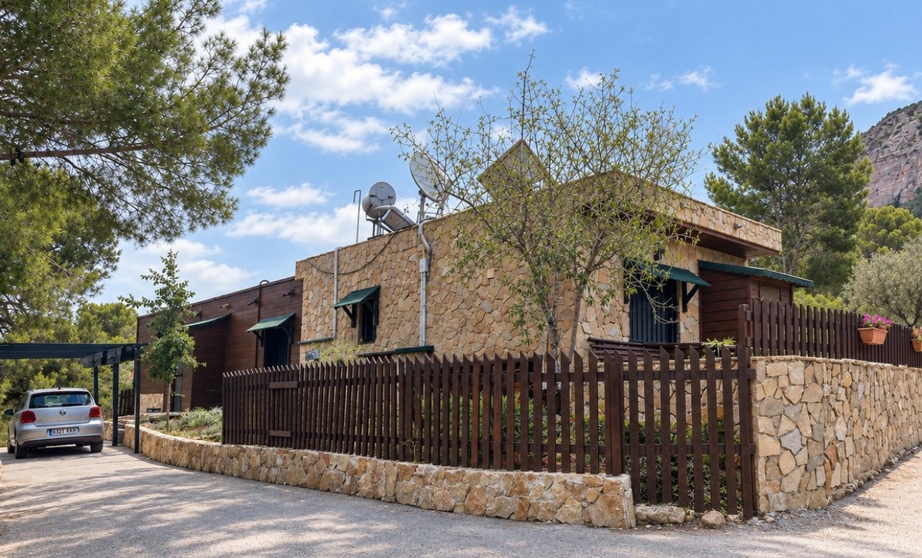 Revente - Finca - Gea Y Truyols