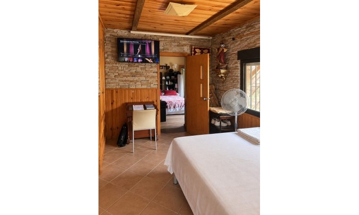 Revente - Finca - Gea Y Truyols