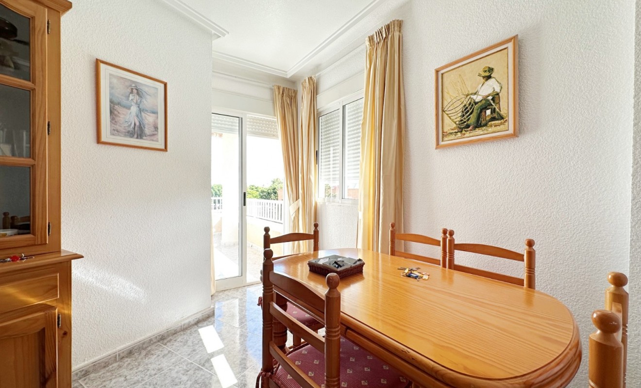 Revente - Apartment / Duplex - Torrevieja