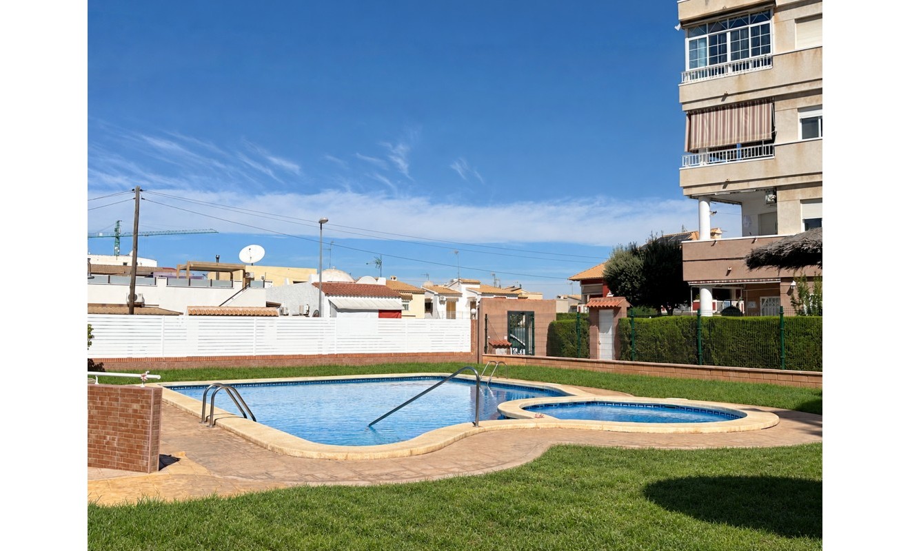 Revente - Apartment / Duplex - Torrevieja
