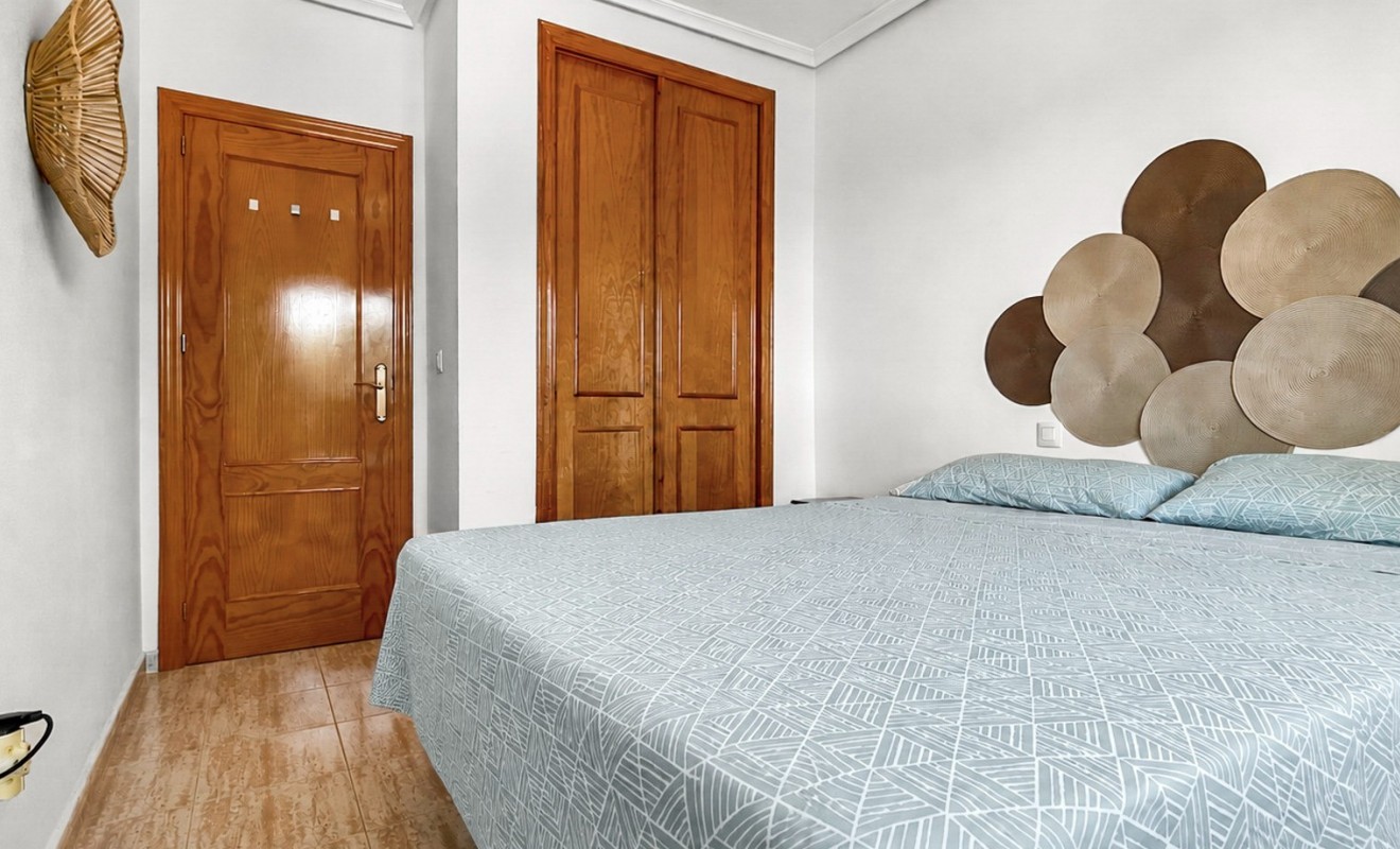 Sale - Apartment - Mil Palmeras