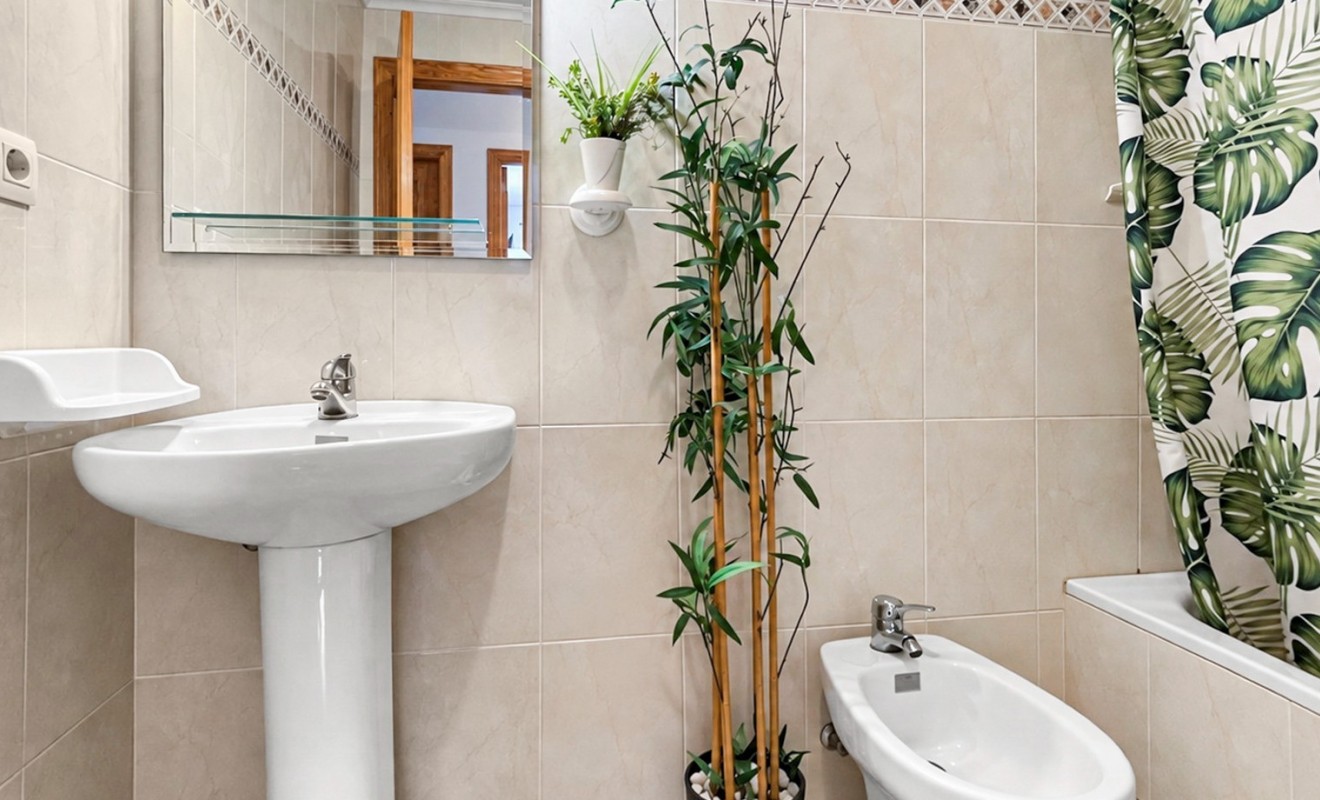 Sale - Apartment - Mil Palmeras