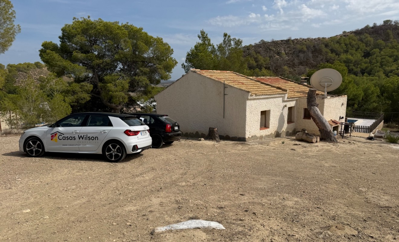 Sale - Country Property/Finca - Torremendo