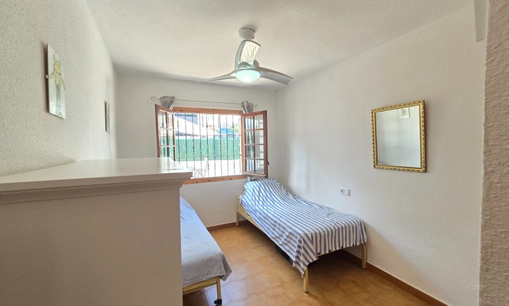 Wederverkoop - Townhouse * - Villamartin * - Los Dolses *