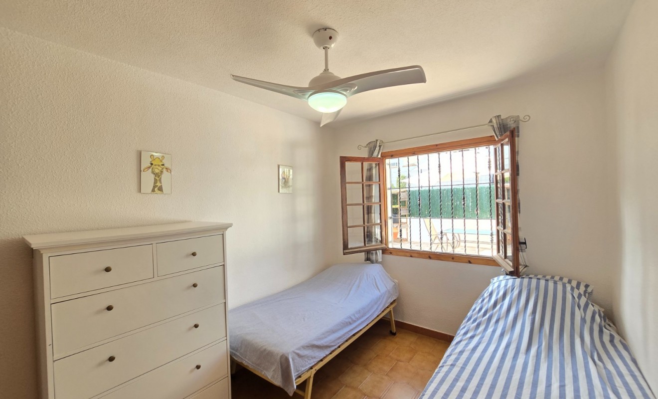 Wederverkoop - Townhouse * - Villamartin * - Los Dolses *