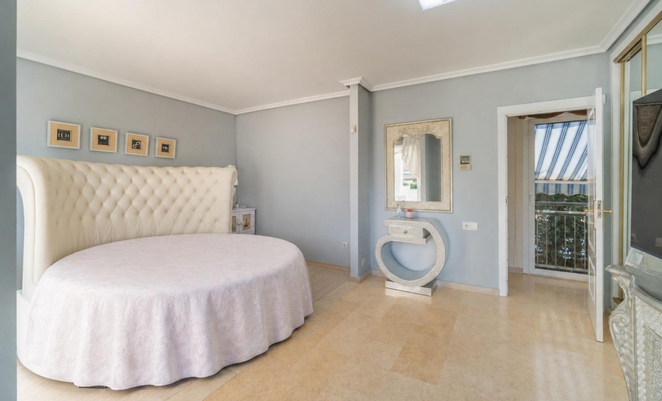 Sale - Villa - Torrevieja - Torre la mata