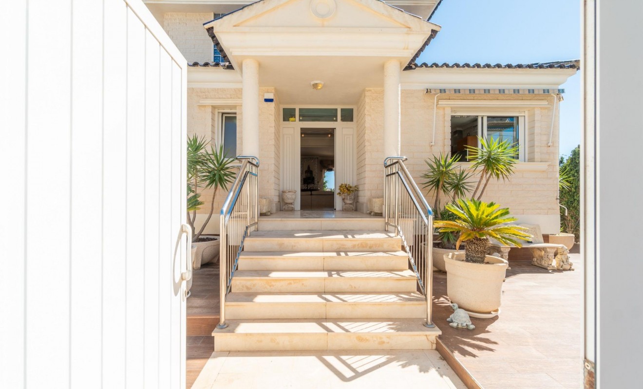 Sale - Villa - Torrevieja - Torre la mata