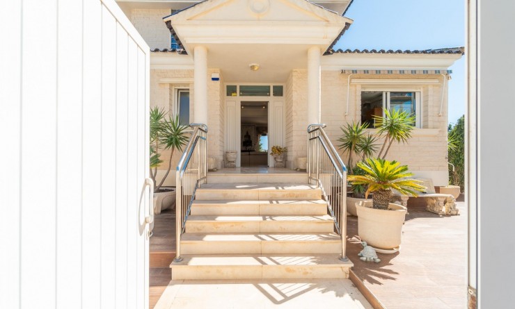 Sale - Villa - Torrevieja - Torre la mata