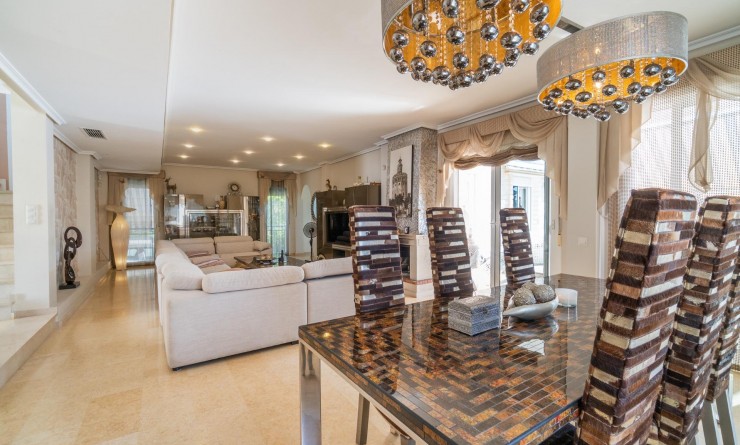 Sale - Villa - Torrevieja - Torre la mata