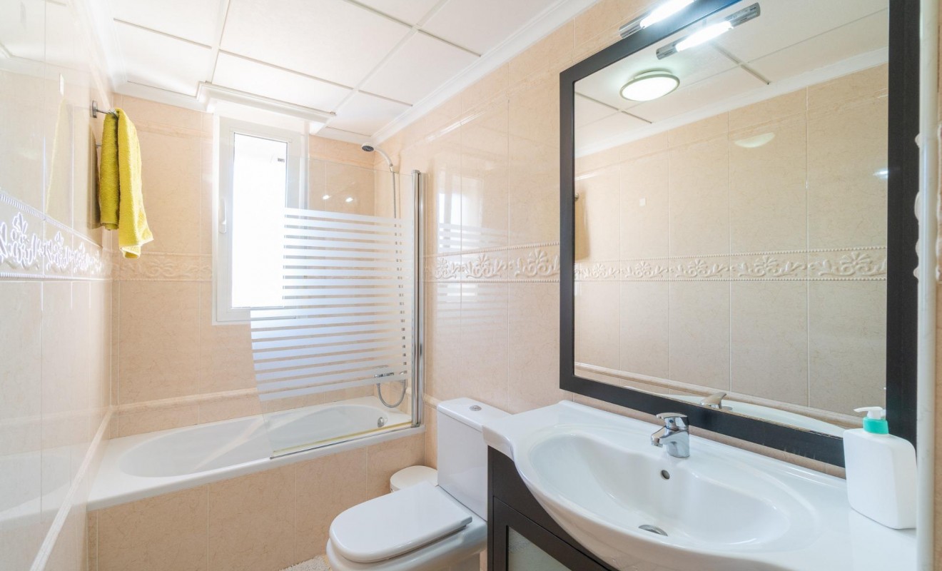 Sale - Villa - Torrevieja - Torre la mata