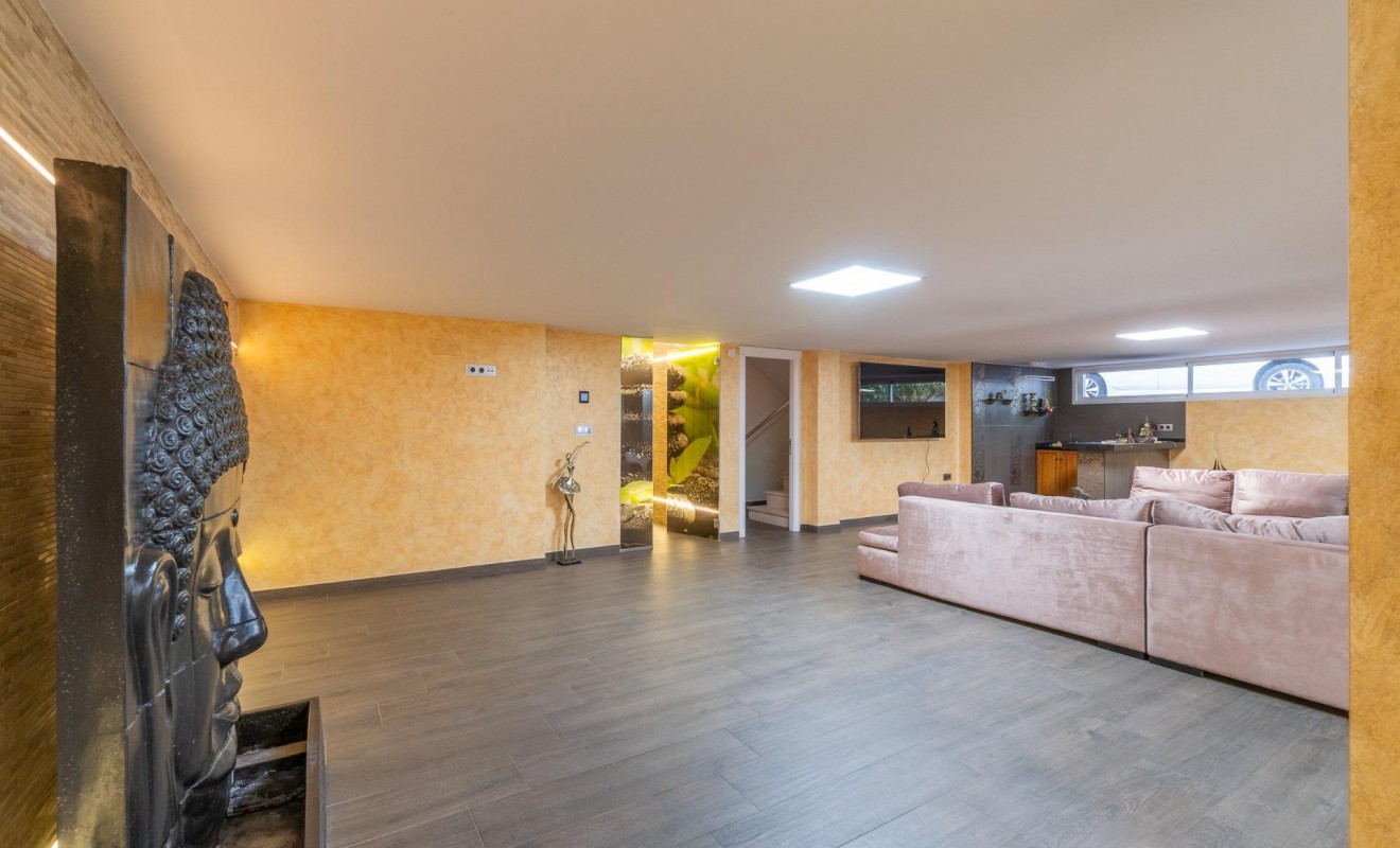Sale - Villa - Torrevieja - Torre la mata