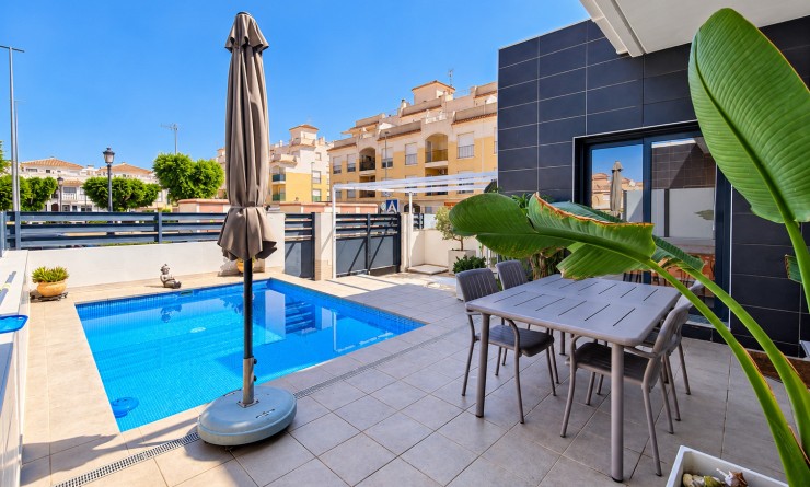 Sale - Villa - Formentera del Segura
