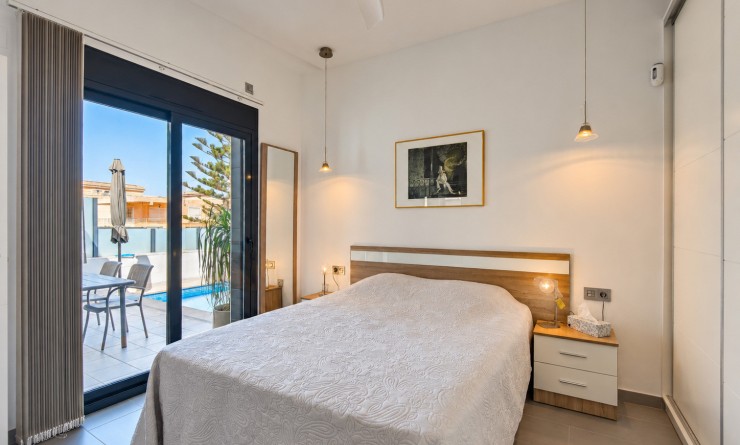 Sale - Villa - Formentera del Segura