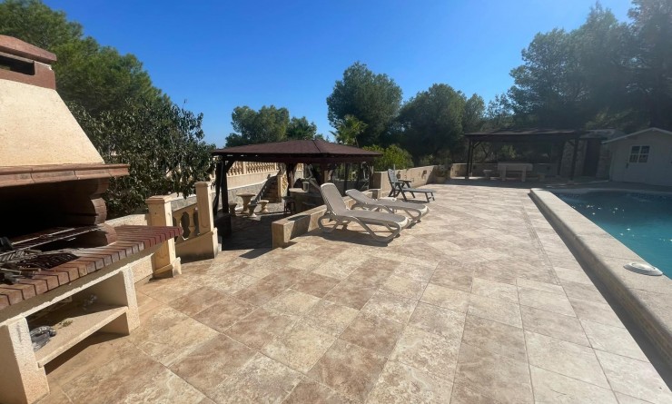 Wederverkoop - Villa - Orihuela - Torremendo