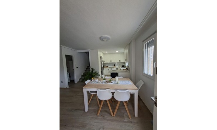 Wederverkoop - Rijwoning - Rojales - Lo Marabú