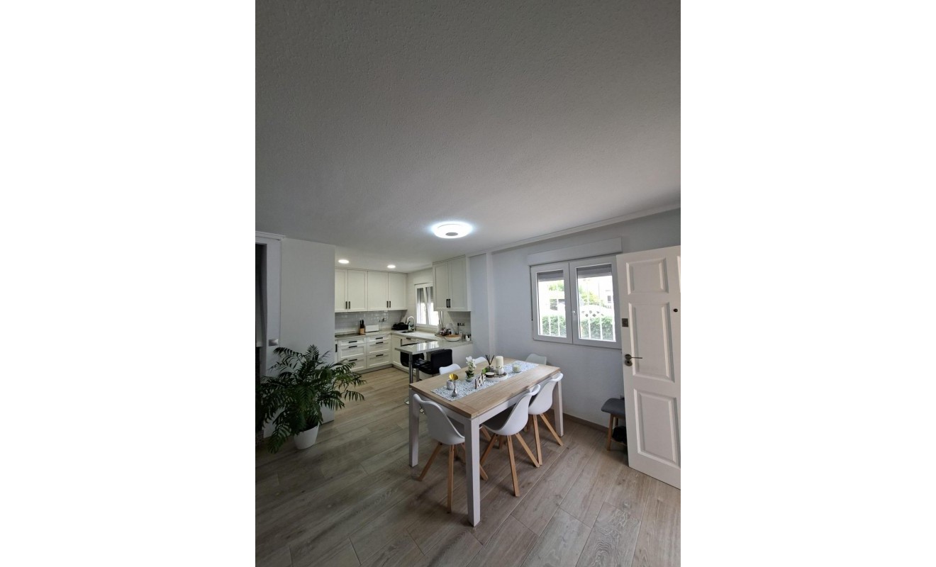 Wederverkoop - Rijwoning - Rojales - Lo Marabú