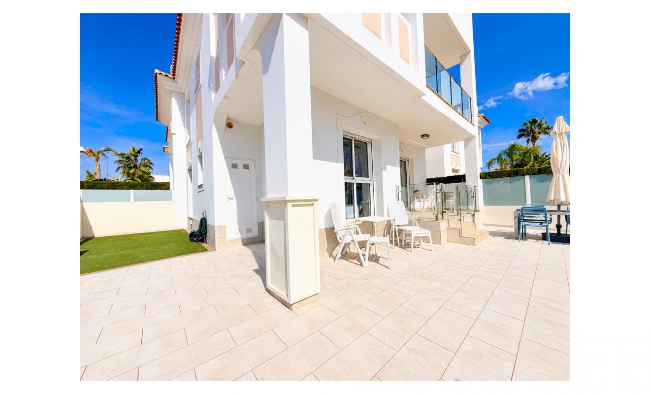 Sale - Apartament - Ciudad quesada - Doña pepa