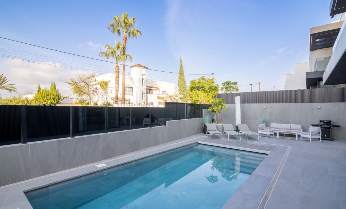 Sale - Villa - Albir - center