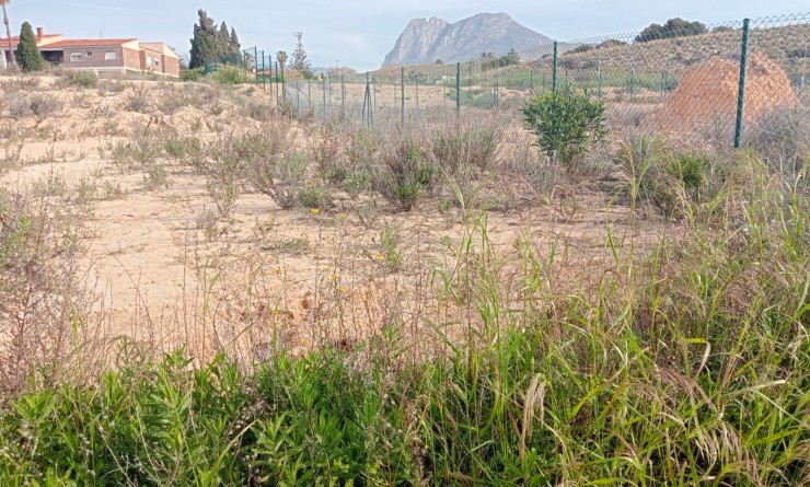Sale - Plot / Land - Villajoyosa