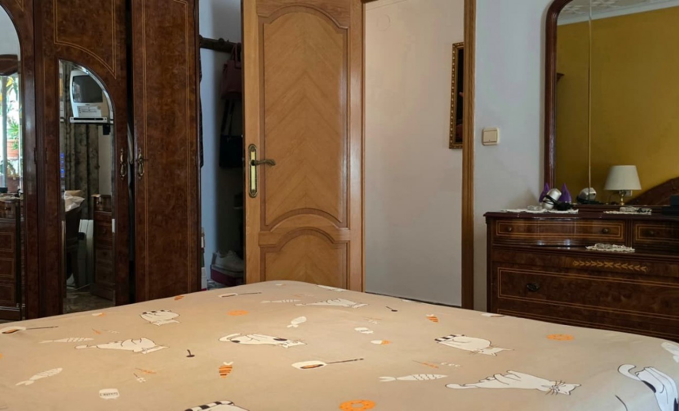 Revente - Apartment / flat - La Font d'en Carròs - Centro