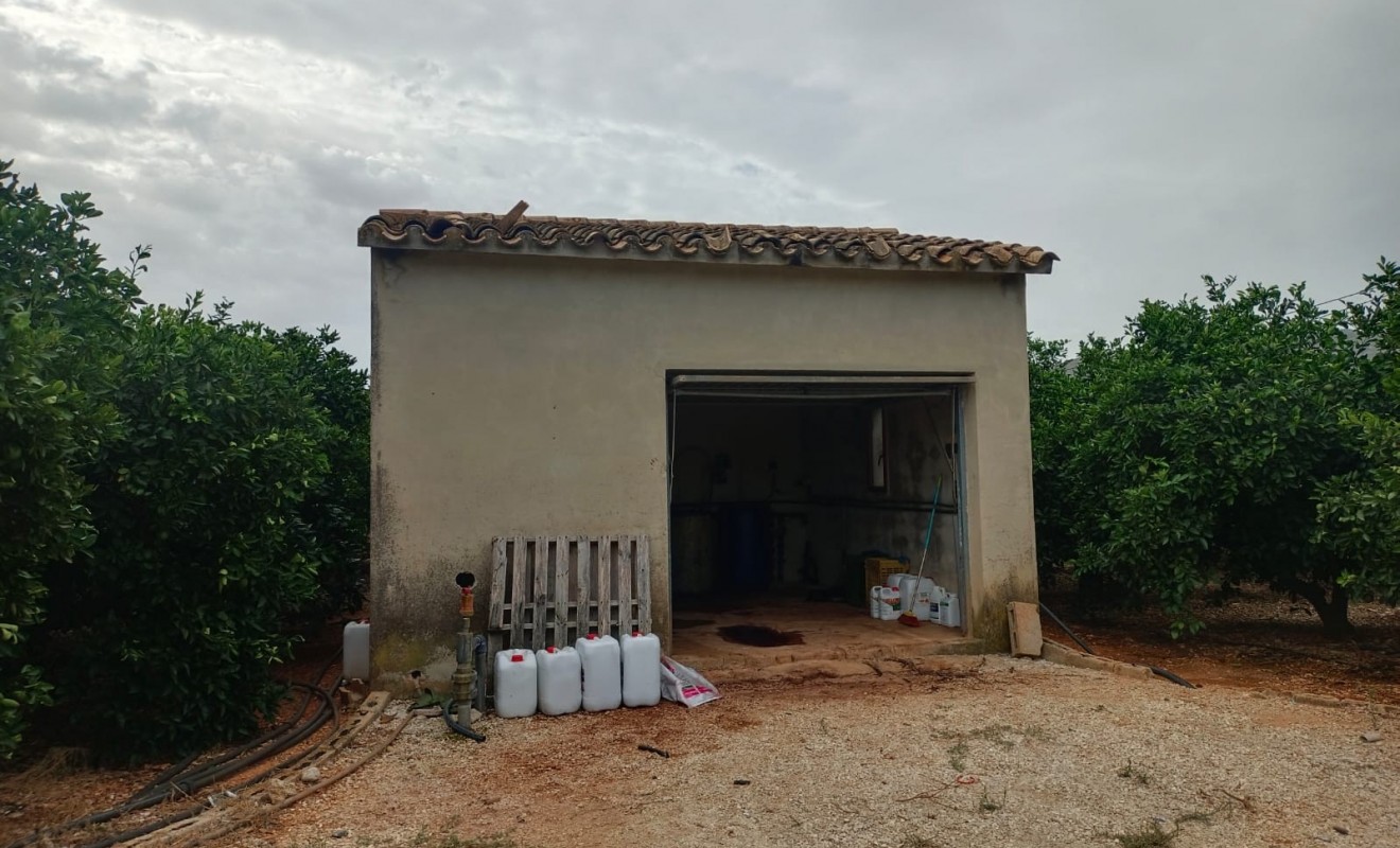 Sale - Plot / Land - Pedreguer