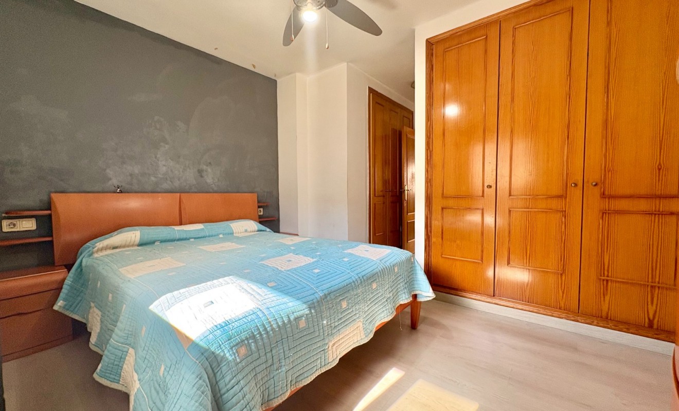 Sale - Apartment / flat - Denia - Center