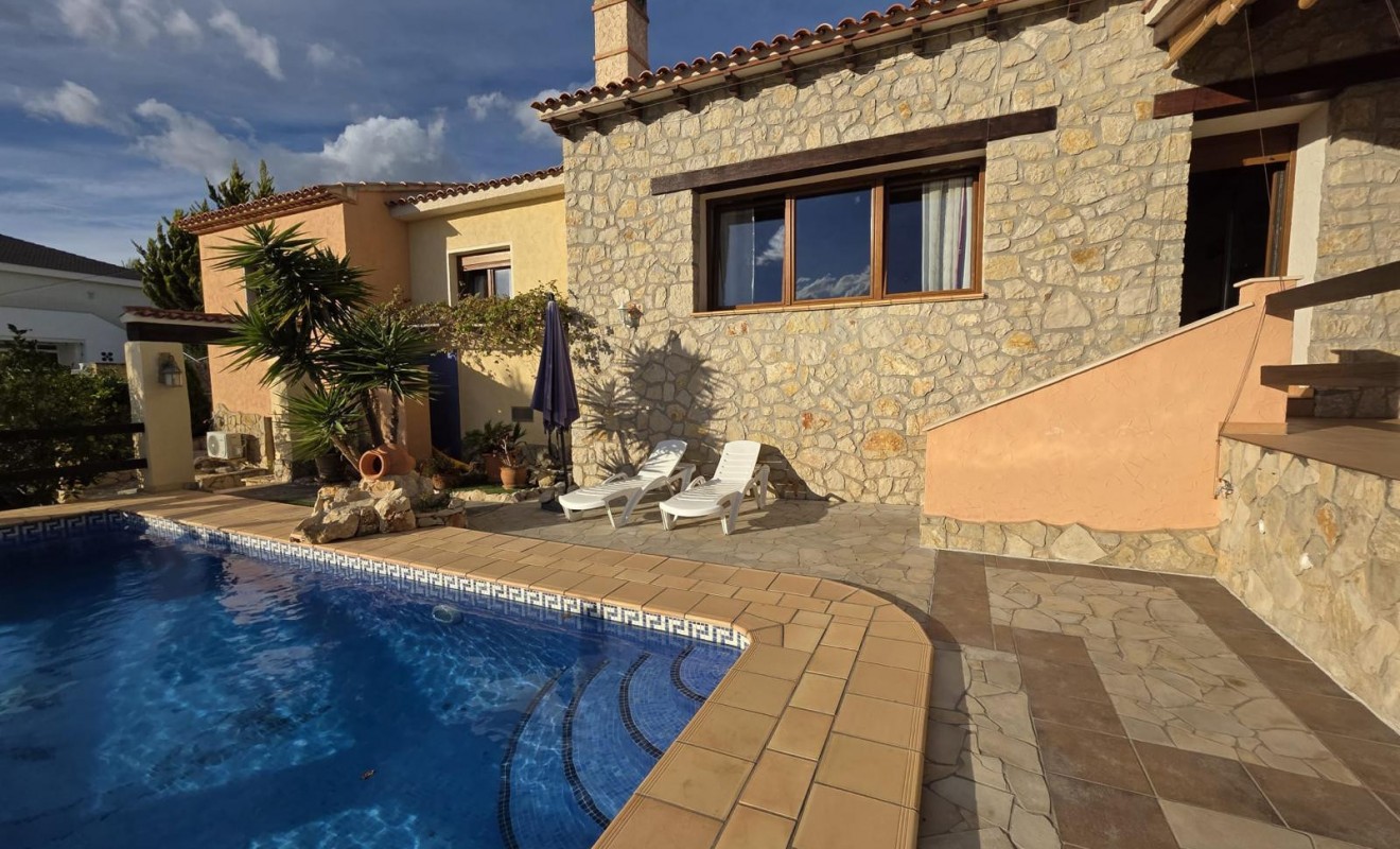 Sale - Villa - Alfas del Pí