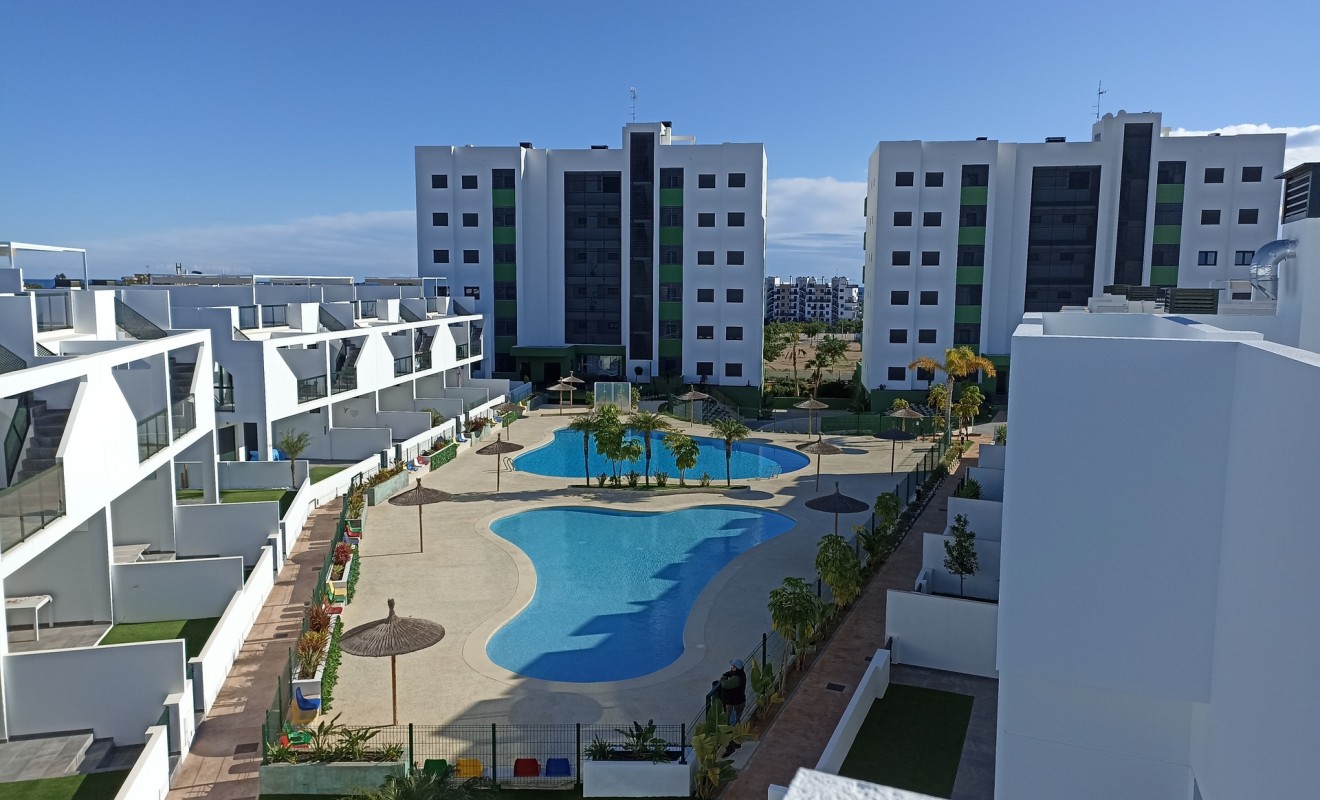 New Build - high-bungalow - Mil Palmeras