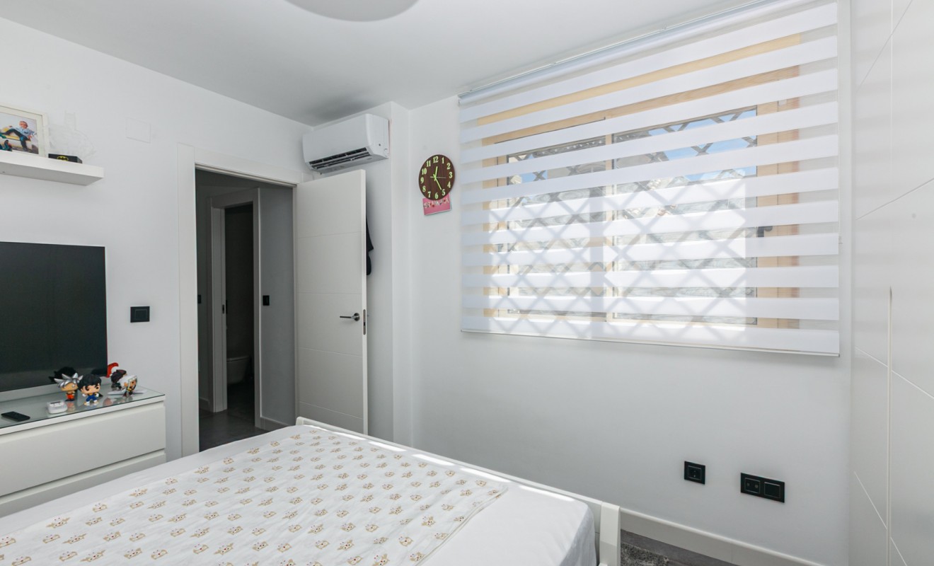 Sale - Quad House - Mil Palmeras - Riomar
