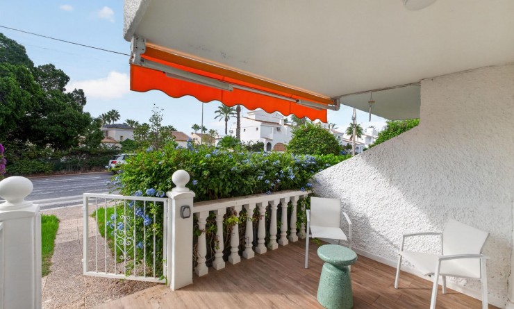 Sale - Bungalow - Orihuela Costa - Villamartín