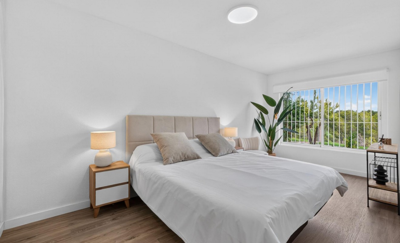 Sale - Bungalow - Orihuela Costa - Villamartín