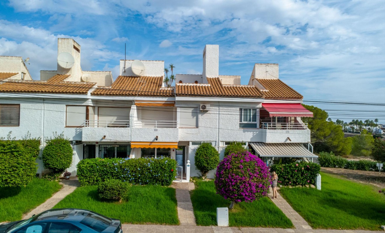 Sale - Bungalow - Orihuela Costa - Villamartín