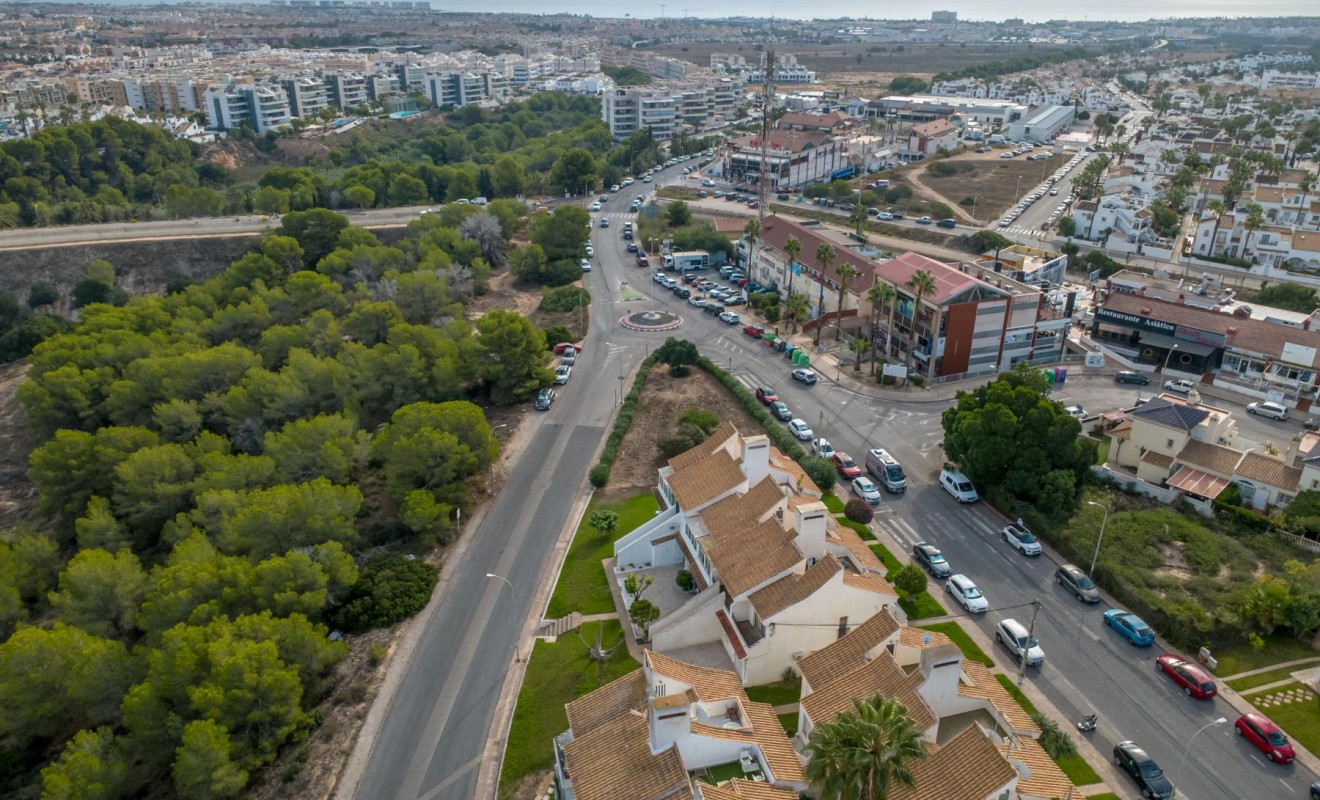 Sale - Bungalow - Orihuela Costa - Villamartín