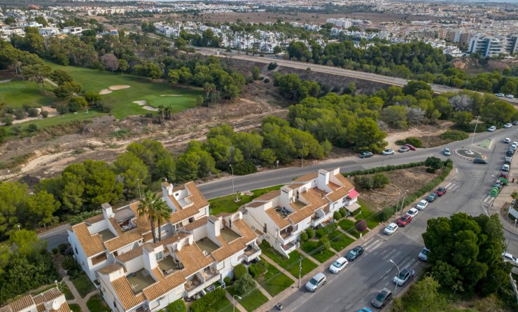 Sale - Bungalow - Orihuela Costa - Villamartín