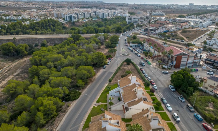 Sale - Bungalow - Orihuela Costa - Villamartín