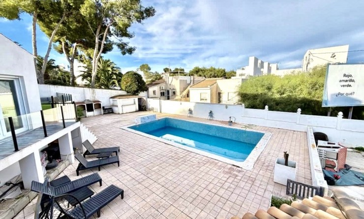 Revente - Villa - Villamartín