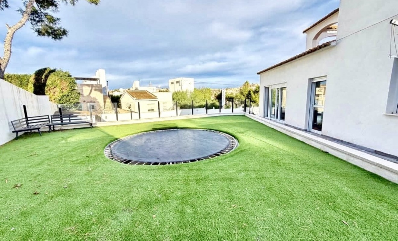 Revente - Villa - Villamartín