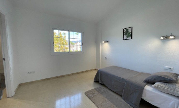 Sale - Townhouse - Albir - center