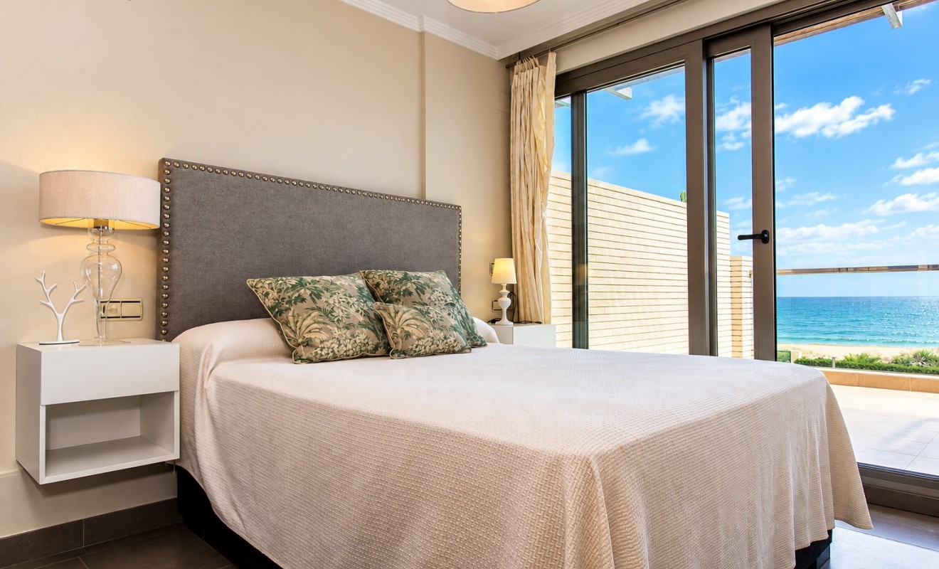 Sale - Apartment / flat - Denia - Les Marines - Las Marinas