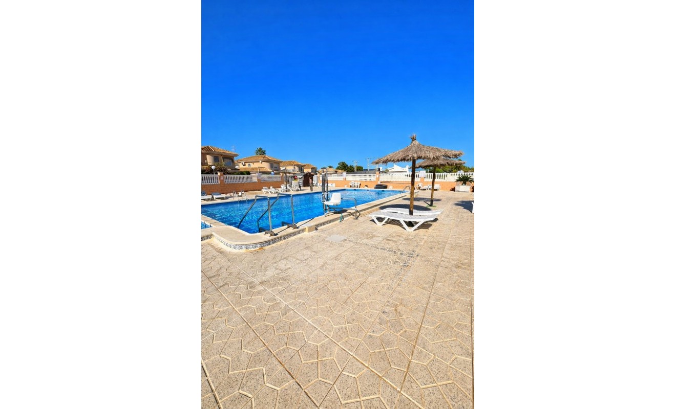 Wederverkoop - Bungalow - Torrevieja - Los altos