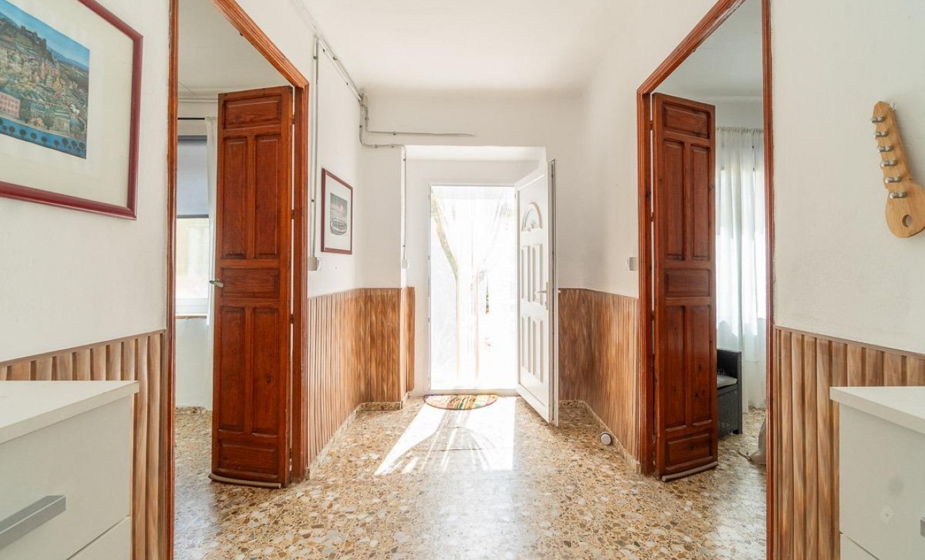 Sale - House - Torre - Pacheco - Roldán