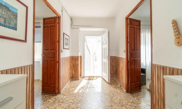 Sale - House - Torre - Pacheco - Roldán