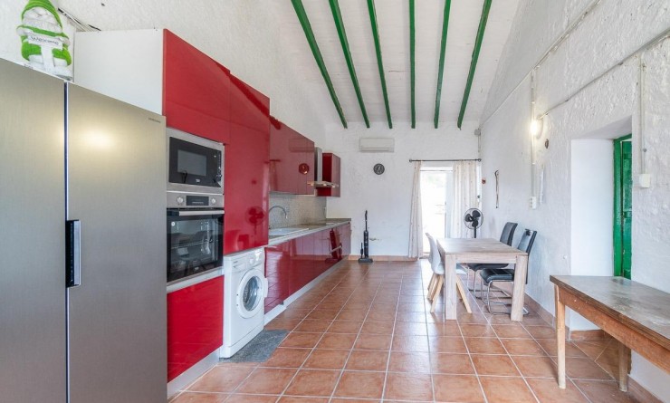 Sale - House - Torre - Pacheco - Roldán