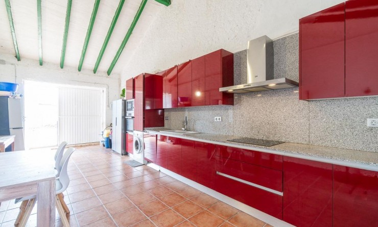Sale - House - Torre - Pacheco - Roldán