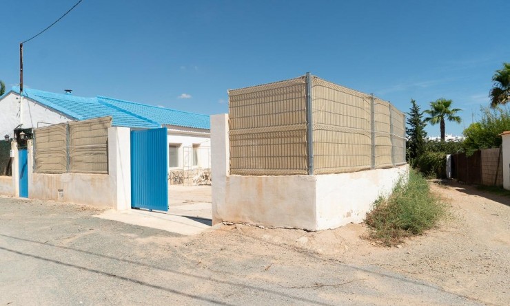Sale - House - Torre - Pacheco - Roldán