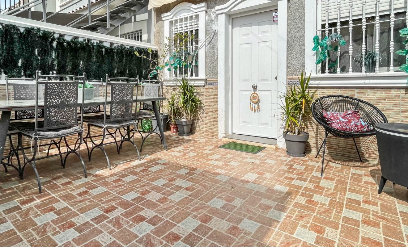Sale - Bungalow - Torrevieja - La Siesta - El Salado -  Torreta